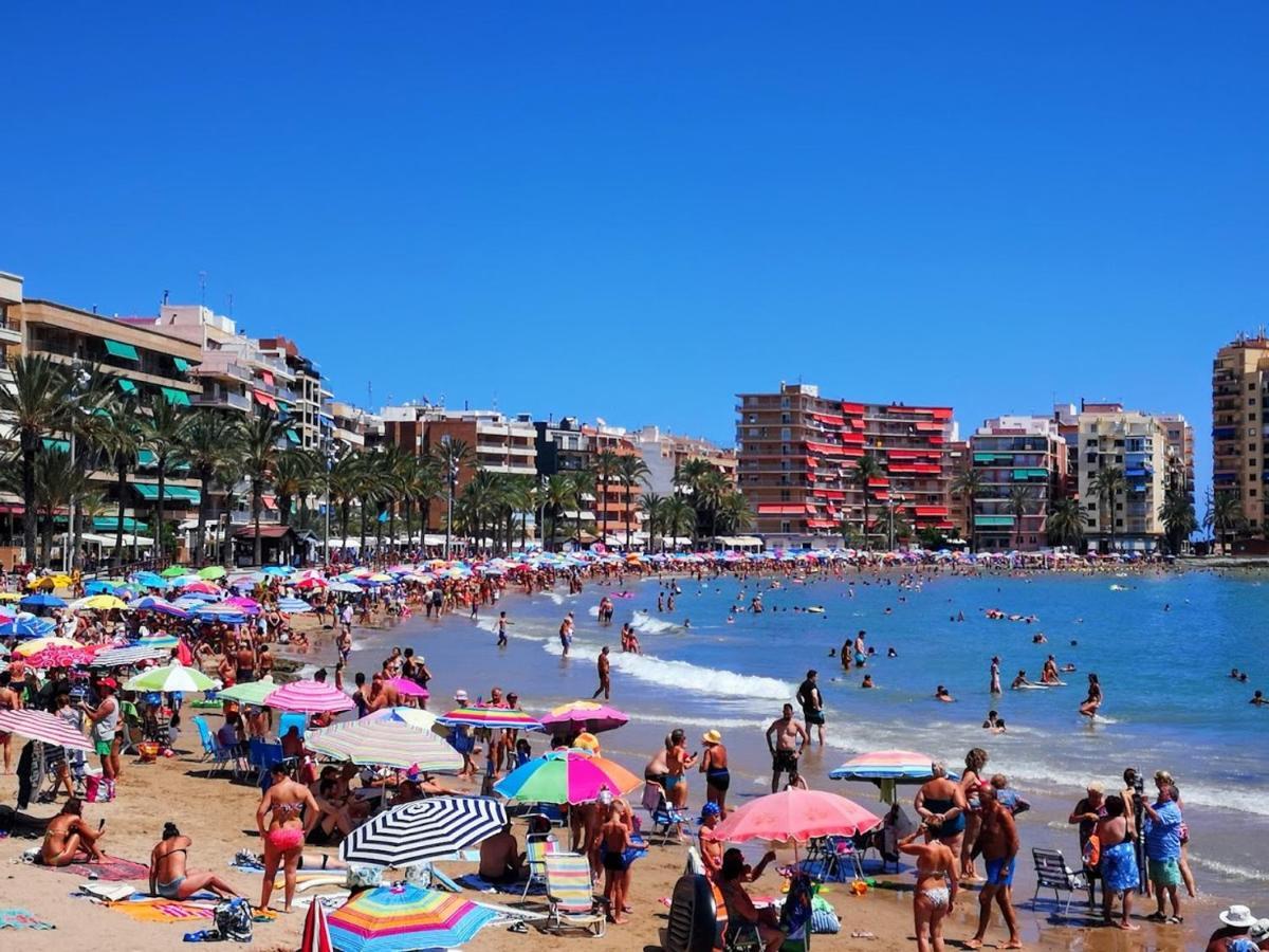 Blue Sea Apartment Torrevieja Kültér fotó